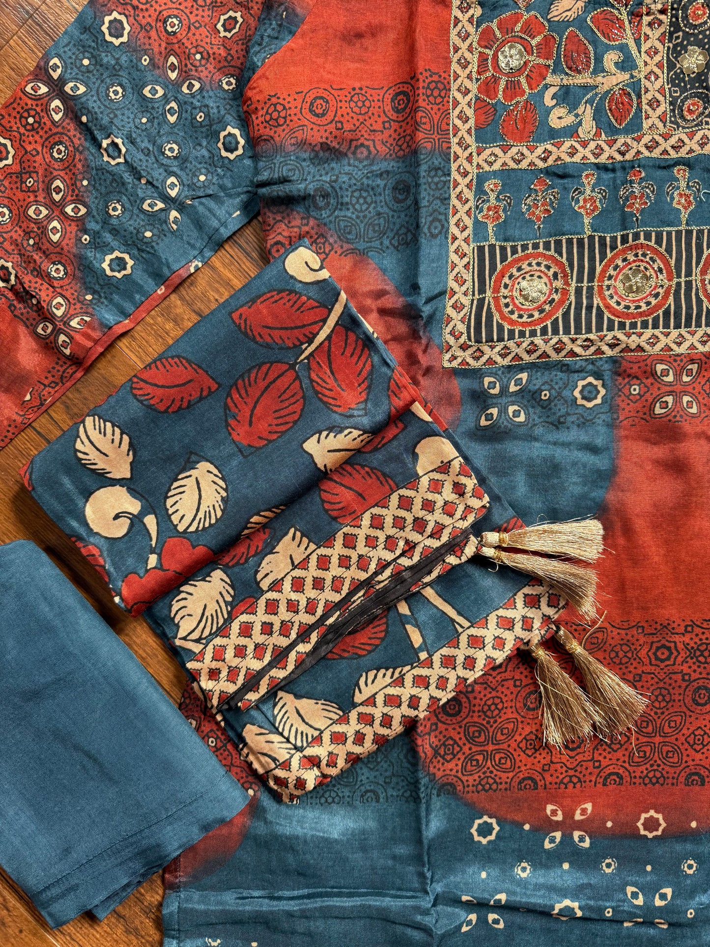 Heritage printed linen Kurti set