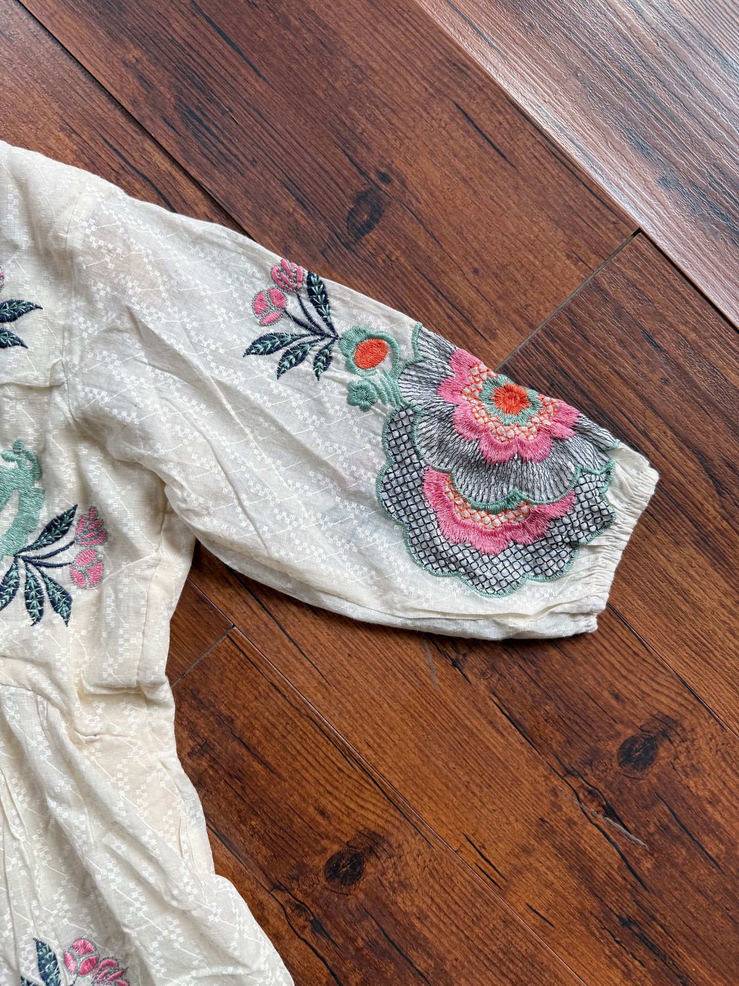 Ivory short tunic with multicoloured tunic