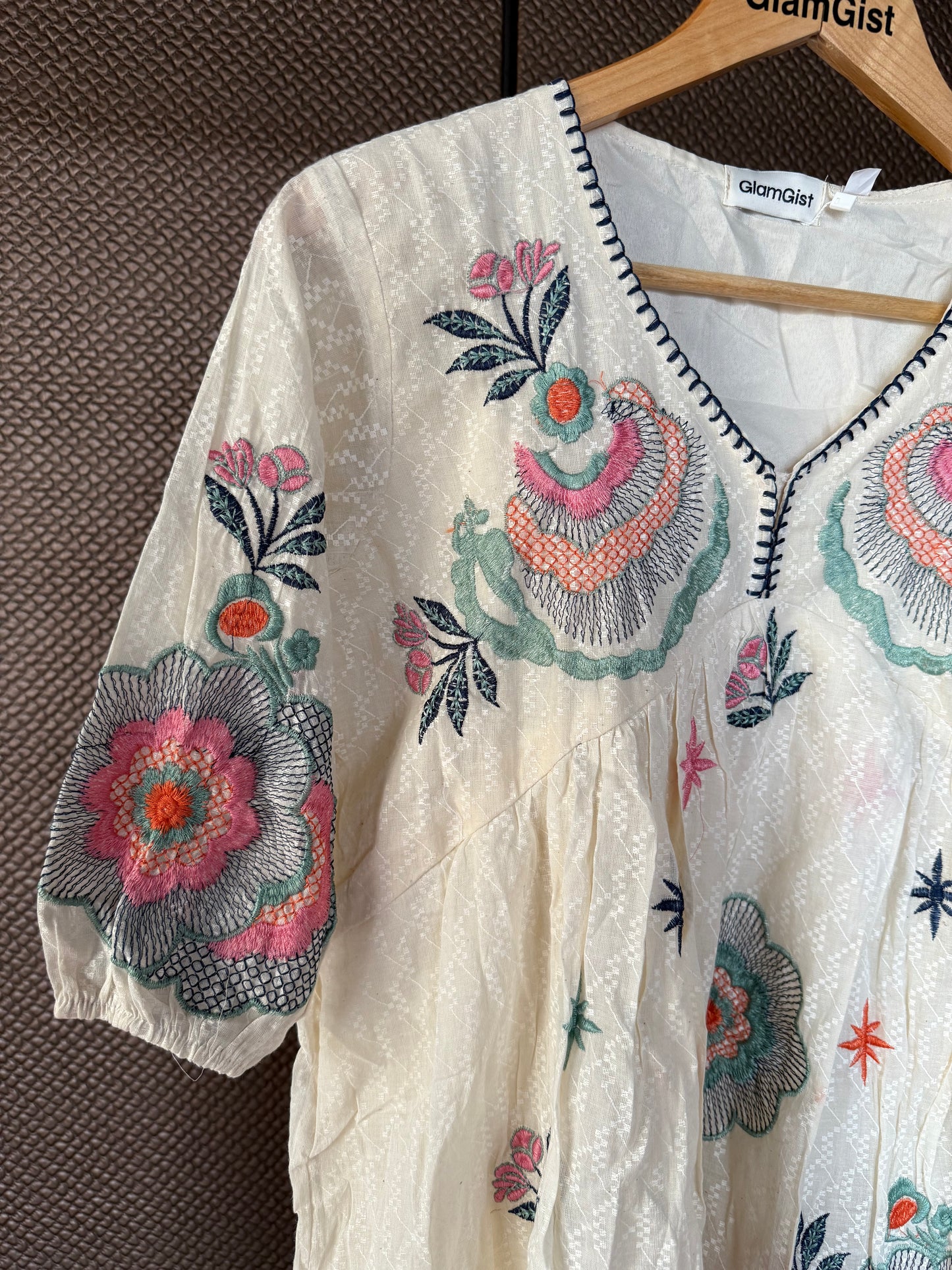Ivory short tunic with multicoloured tunic