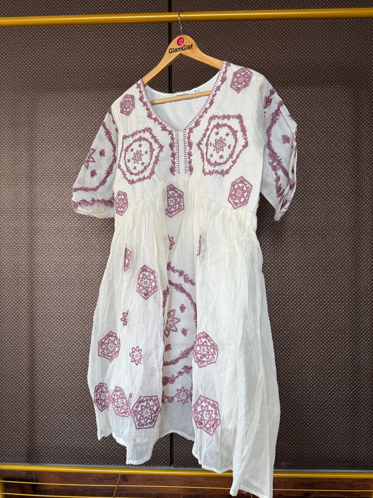 White short tunic with lavender embroidery
