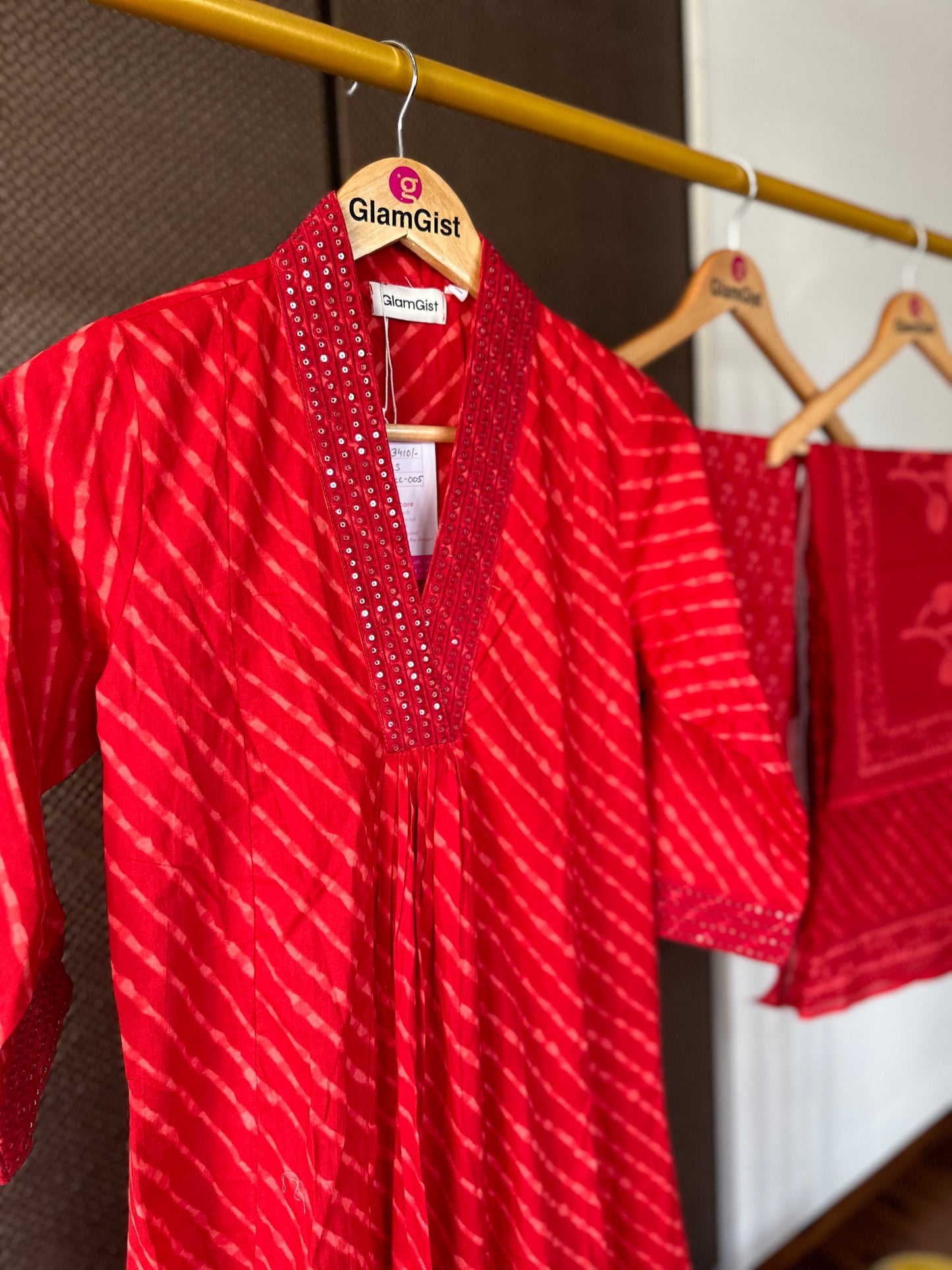 Red cotton leheriya set
