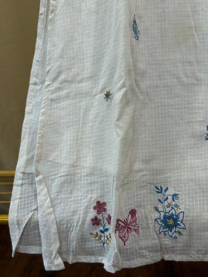 Ivory floral embroidered kurta set