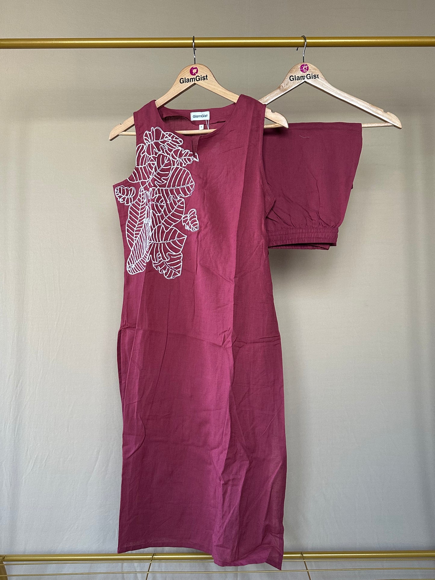 Maroon sleeveless kurta set