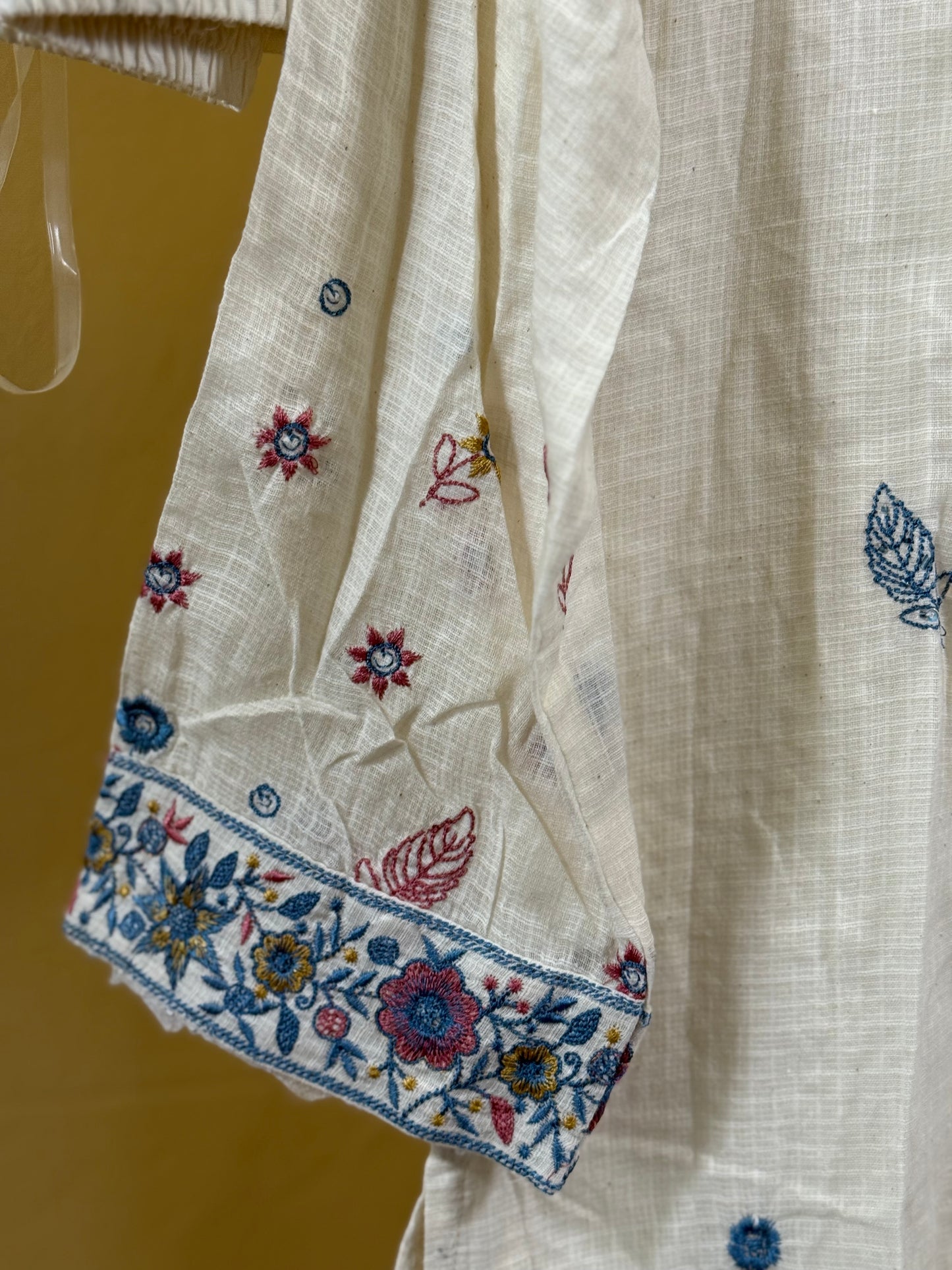 Ivory floral embroidered kurta set