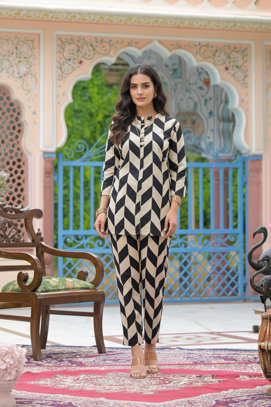 Black & white coord set