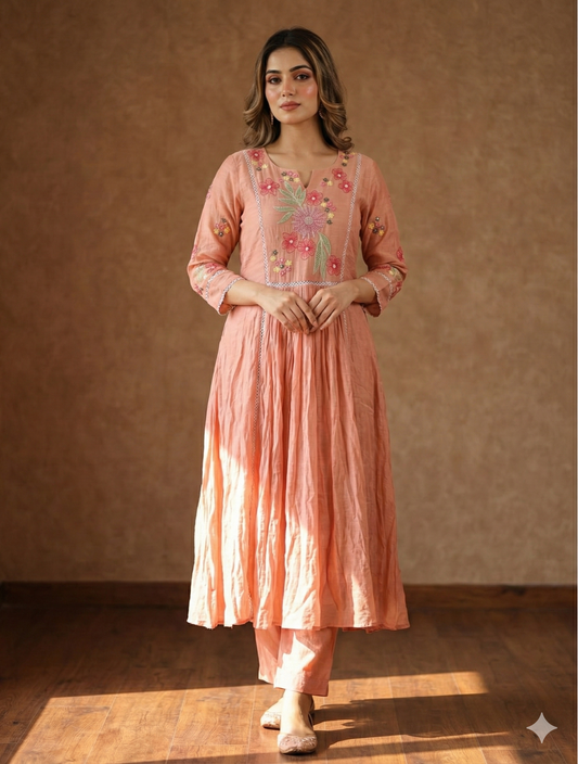 Peach mul chanderi threadwork kurti pant set