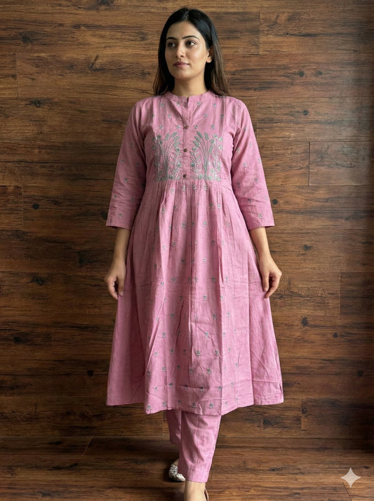 Dusty mauve embroidered Kurti pant set with teal embroidery