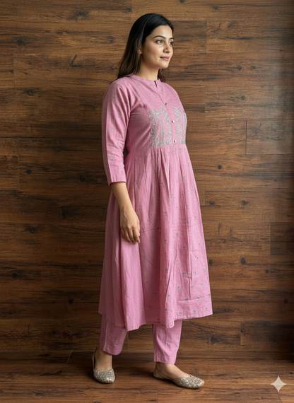 Dusty mauve embroidered Kurti pant set with teal embroidery